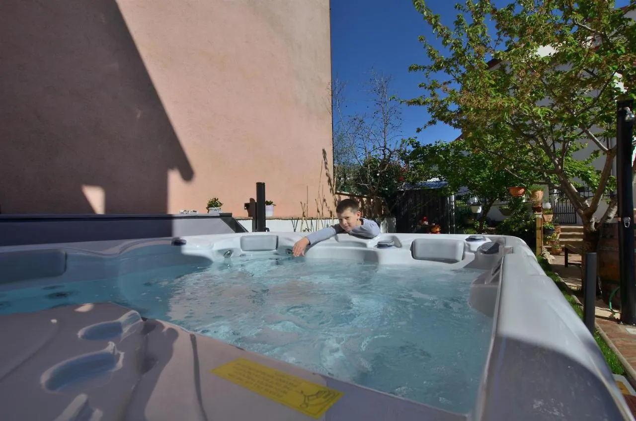 Apartment Dante Stinjan Croatia