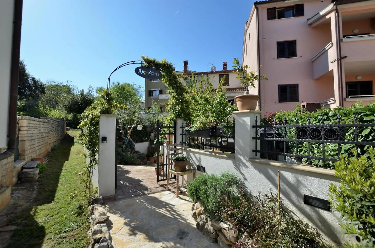 Apartment Dante Stinjan